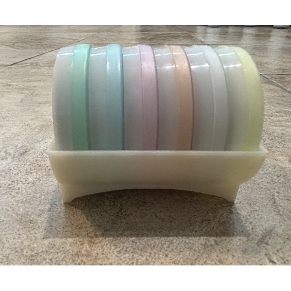 Vintage Tupperware Pastel Wagon Wheel Coaster 567 Set of 6 with Caddy 566